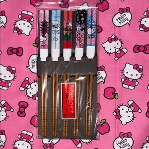 HELLO KITTY 💕 Chopstick Set